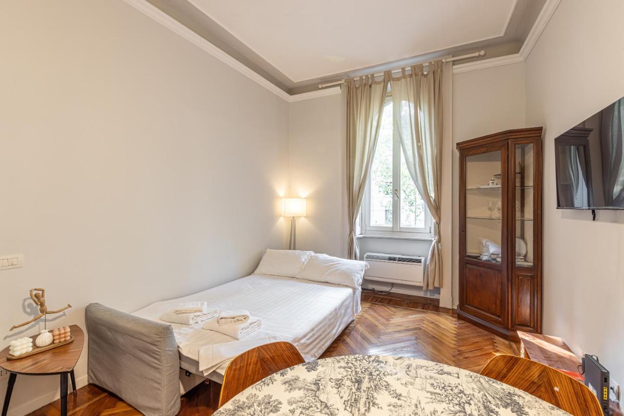 Monte Nero Charme Apartment Milan Exterior photo
